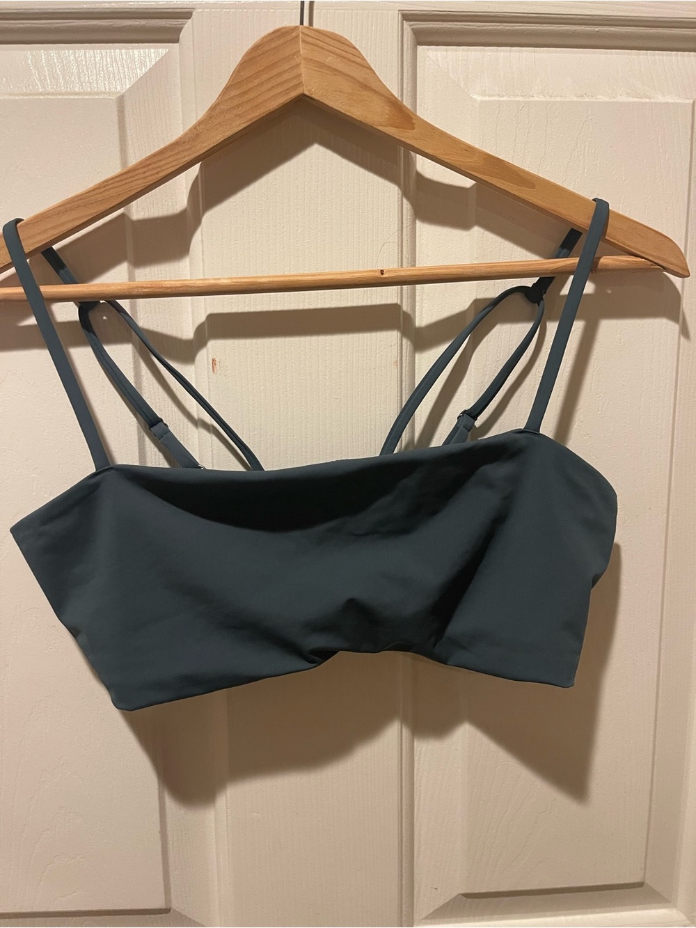 Women's Deep Green Strappy Sports Bra | Comfortable Everyday Support | Medium